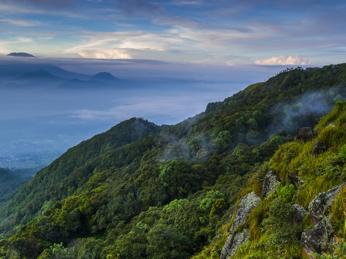 Hiking Gunung Ungaran